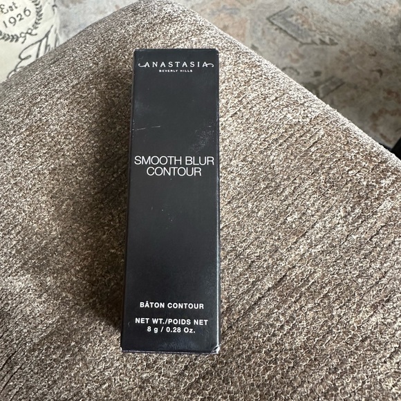 Anastasia Beverly Hills Smooth Blur Contour - Black - Picture 1 of 5